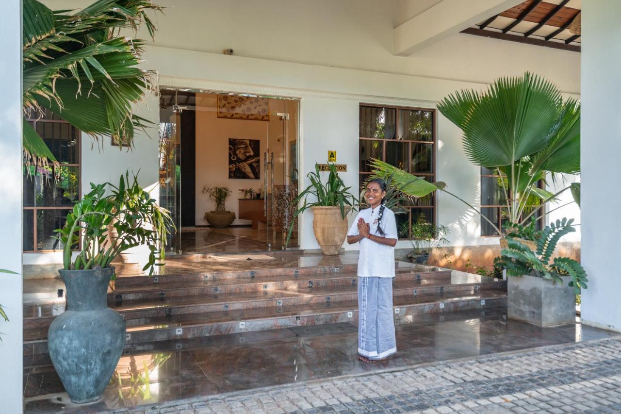 Alai Resort Mullaittivu Esterno foto