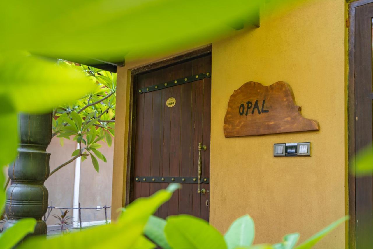Alai Resort Mullaittivu Esterno foto