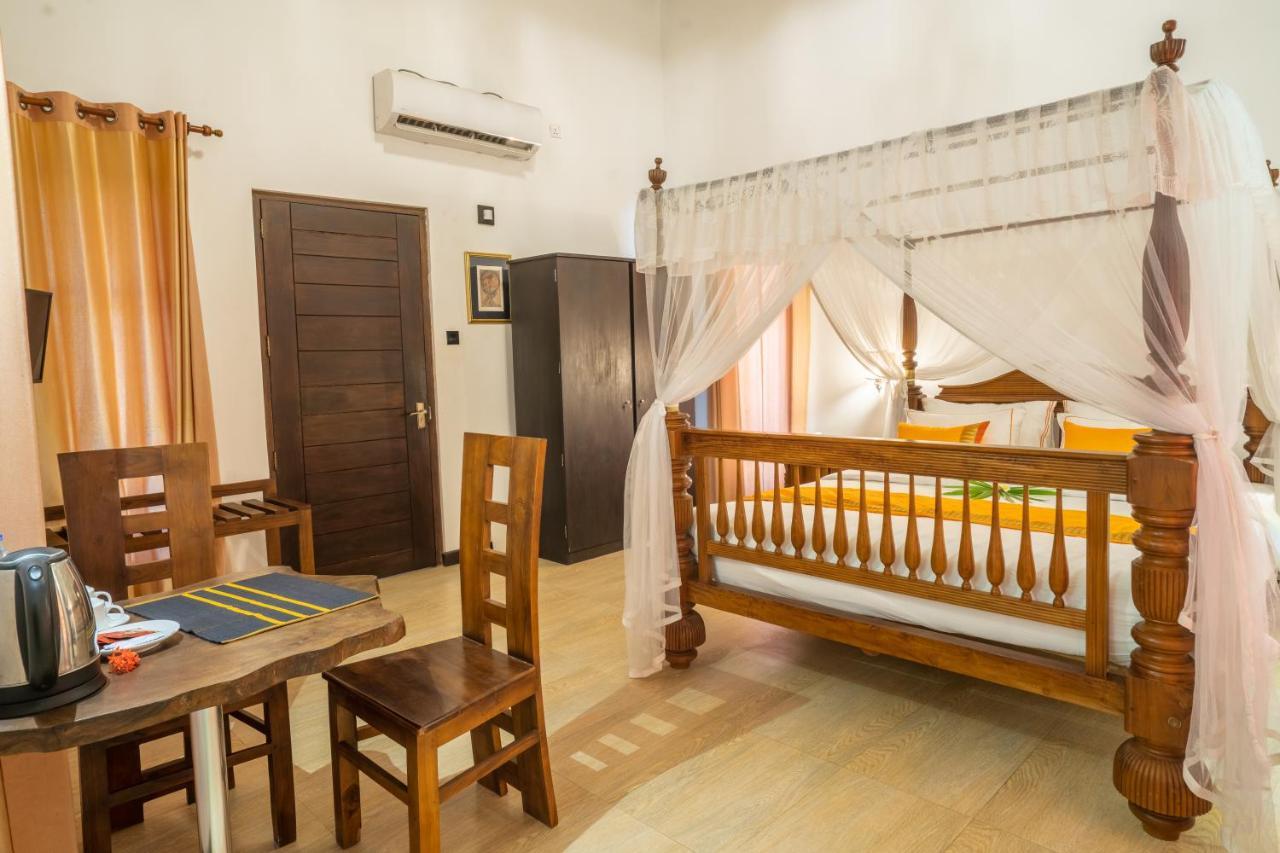 Alai Resort Mullaittivu Esterno foto