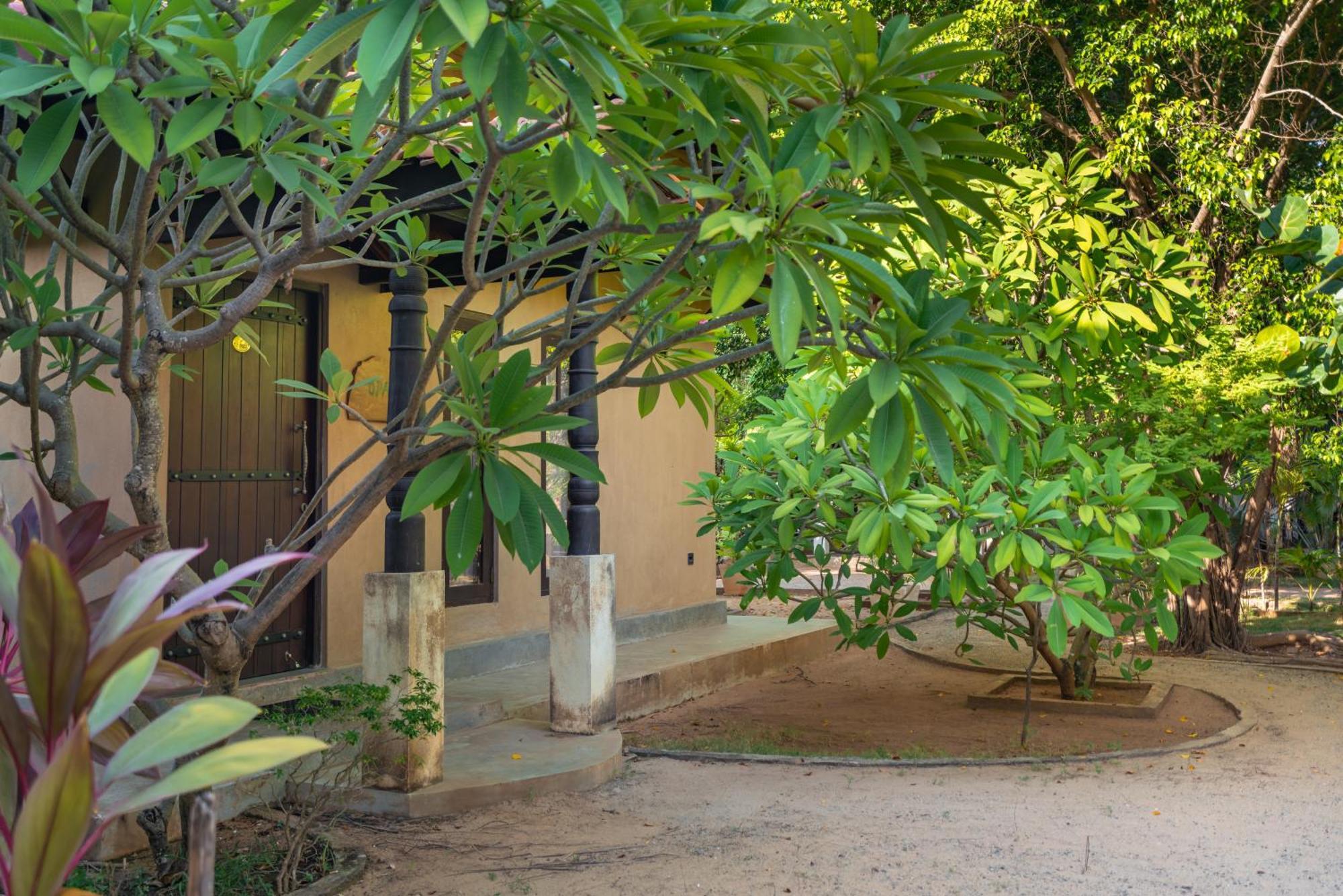 Alai Resort Mullaittivu Esterno foto